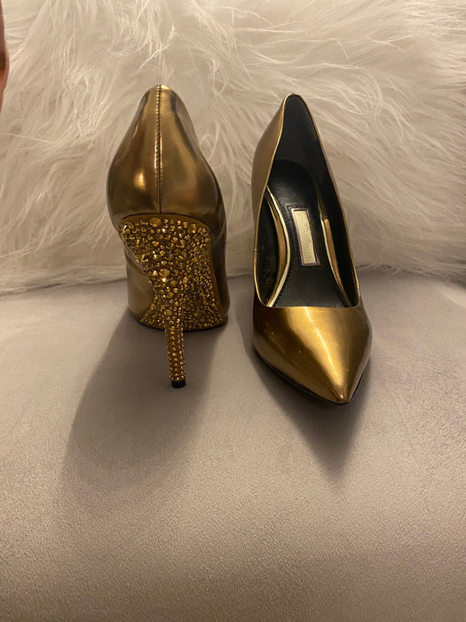 Boutique 9 gold heels