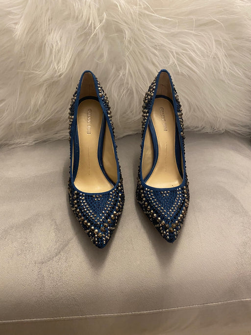 Gianni Bini blue heels